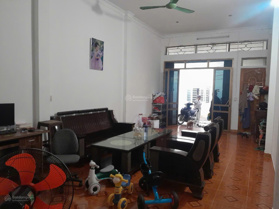 Chính chủ bán nhà cấp 4 có gác xép tầng 2 chia 2 phòng, ô tô đỗ cửa. Giá: 1,9 tỷ LH: 0988 970 692