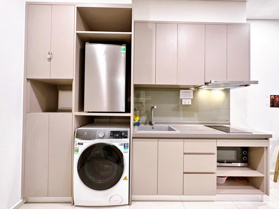 Bán gấp căn hộ 1 + The Sóng, tầng 28 - 48m2, view nội khu đẹp, giá tốt