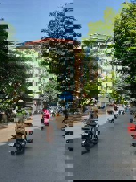 # B ÁN NHÀ MẬU LƯƠNG - KIẾN HƯNG HĐÔNG. 35m 5 TẦNG GIÁ 4xx tỷ. Lh gấp gấp 0985412666.