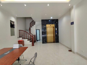 Nhà phân lô, lô góc - đường 12m, view công viên, đường Nguyễn Tuân, DT 75m2 * 6T * MT 5m, giá 26 tỷ
