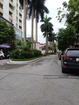 Nguyễn Trãi biệt thự, 190m2, 4 tầng, MT 9.6m, giá 36.5 tỷ
