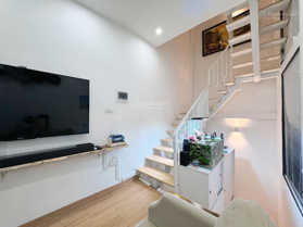 Bán nhà phố Đồng Nhân, gần Hồ Hai Bà Trưng. DT 23/25m2, 4 tầng, chào sân 4.8 tỷ