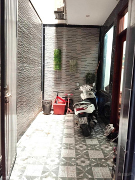 Chính chủ bán nhà riêng 34m2 sân để xe, siêu thoáng tại Tô Vĩnh Diện