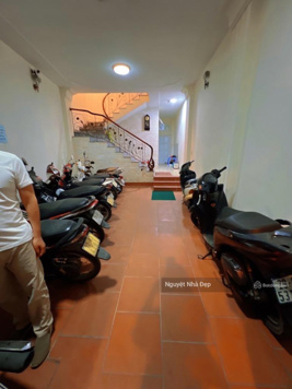 Nhà đẹp Khương Đình - gần phố - vừa ở vừa cho thuê - 77m2 - 5 tầng - 10,8 tỷ (có thương lượng)