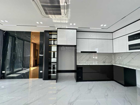 Hót nhất quận Hai Bà Trưng lô góc - ngõ phân lô ô tô tránh vỉa hè - 61 Lạc Trung 87m2, giá 20 tỷ