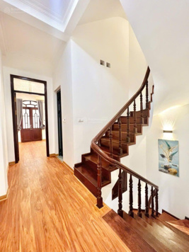 Bán nhà phân lô ô tô tránh Đại La, 54m2 5T phân lô Quân Đội, 2 nhà ra mặt phố Đại La Ngã Tư Vọng