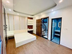 Nhà cực đẹp cực chất phố Trần Khát Chân - full nội thất xịn sò - gần phố - trước nhà sân rộng