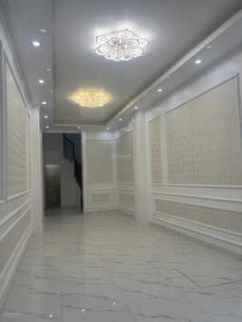 Bán nhà phố Quan Nhân, Quận Thanh Xuân. Nhà mới ở ngay, kinh doanh tốt, 50 m ra phố ô tô tránh