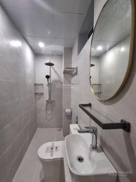 CHÍNH CHỦ QUAN NHÂN NHÀ ĐẸP Ở LUÔN DT 55 M2 4 4 TẦNG 5,4 MT 9 TỶ NHỈNH LH LUÔN 0363 792 097