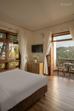 Bán villa Đặng Thái Thân 2 mặt tiền trước sau view xanh ngay trung tâm thành phố Đà Lạt 305m2 35 tỷ