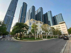 Siêu hot! Biệt thự đẹp nhất Ba Son 20 x 25m hầm 4 tầng view sông Sài Gòn giá tốt 270tr