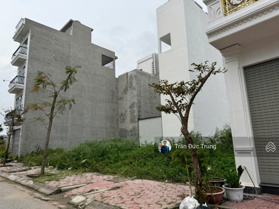 Đất khu TĐC Hồ Sen DT 48m2 ngang 4m vuông vắn không lỗi lầm