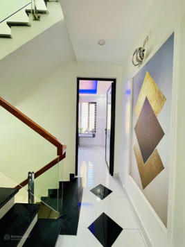 Bán nhà 4 tầng xây mới full nội thất cực đẹp tại Lê Lai, ngay gần công viên Nguyễn Trãi. Ngõ nông