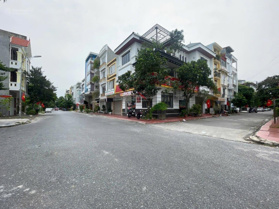 Bán đất BT 300m2 hướng Đông đường 12m khu biệt thự Sao Đỏ, giá 42tr/m2 LH 0975 015 533