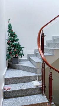 Nhà riêng cần bán nhà đẹp 3 tầng, 4 phòng ngủ, đường to đẹp