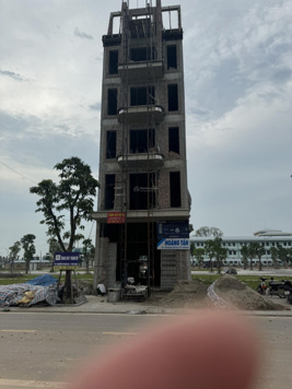 Mascity Bắc Giang - Đông Nam (lô thường) khách khác bán 8 tỷ - 10 tỷ. Em bán 5.3tỷ (lô góc)