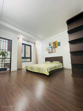 Bán Nhà 5 Tầng Định Công Thượng, ngõ nông thoáng, cách otto 15m, DT 25m2 chỉ 4 tỷ 65