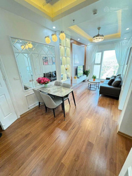 Do chuyển định cư không sử dụng nên cần bán căn hộ 2Pn 70,5m2 trung tâm Bãi Cháy, Hạ Long