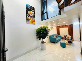 Nhà Thái hà 20m2 x mặt tiền (3m) - Ngõ thông thoáng, 3 bước ra oto dừng đỗ ngày đêm.