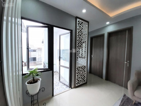 Chính chủ bán - chung cư H3 Hoàng Hoa Thám - Vĩnh Phúc tặng vàng 24k - full nội thất