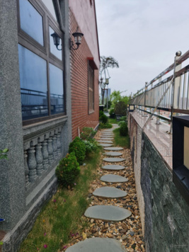 Bán nhà mặt phố Nguyễn Phong Sắc, Cầu Giấy. Diện tích 588m2, 15 tầng, mặt tiền 25m. Giá chào 570 tỷ