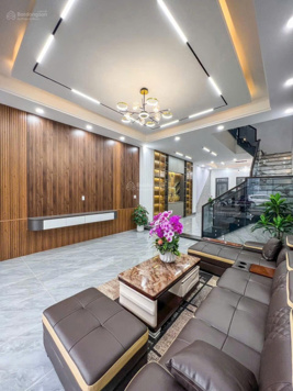 Nhà mới xây xong - khu dân cư Hồng Loan (nhà đầy đủ nội thất)