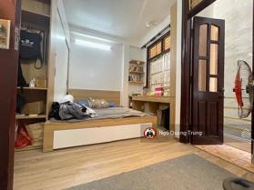 Bán nhà Kim Giang, mặt ngõ tầm tiền hiếm, 5 tầng, 3 ngủ, sơn lại cái là ở ngay, phải nhanh mới kịp