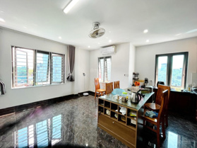 Vũ Tông Phan, 41m2 6 tầng, ô tô tránh, lô góc, mặt tiền khùng- kinh doanh, chỉ 8,xtỷ, LH 0904 690 958