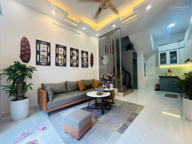 Mặt ngõ khủng Lê Văn Lương! Ngõ 3m thông, 10m ra ô tô, sân xe, thoáng sáng, dân trí cao 40m*5T