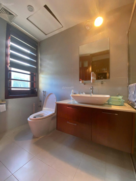 Cần sang nhượng căn biệt thự đường bao biển Trần Quốc Nghiễn - cung đường bao biển đẹp nhất VN