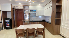 Chính chủ cho thuê căn 2N1K đầy đủ tiện nghi DT 65m2 Phố Nguyễn Khánh Toàn