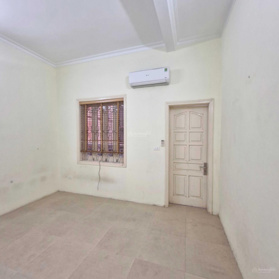 Bán nhà 48m2 giá 13,5 tỷ tại đường Nguyễn Xiển, Thanh Xuân, Hà Nội