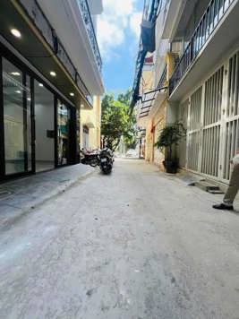 SIÊU PHẨM 3 căn liền kề khu phân lô Thịnh Liệt, đang hoàn thiện khoảng 10 ngày nữa là đẹp lung linh