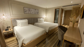 Bán KS mới xây 3 sao cộng, mặt tiền đường An Thượng 36, doanh thu ổn định 0932 560 868