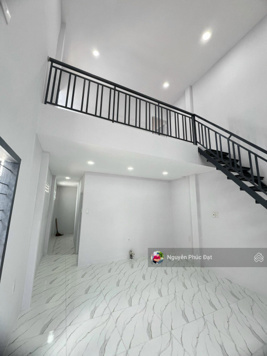 Bán nhà 2 mặt tiền hẻm 2/4 gần Chợ Đầm, Nha Trang và biển chỉ 1 tỷ 9