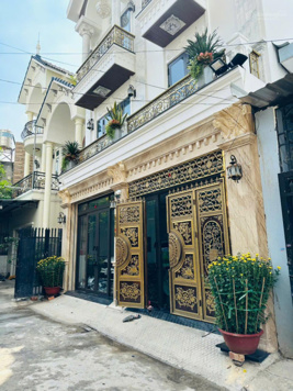 Giảm ngay 1 tỷ chính chủ bán nhanh biệt thự Bình Tân, DT 130,4m2, full nội thất, giá 16 tỷ