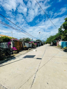 Bán đất bàn cờ Cam Đức, gần chợ thị trấn, UBND,... Chỉ 700m. Giá tốt nhất thị trường 0382 535 481 Huy