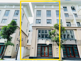 Cần bán căn xẻ khe VIP mặt tiền 8m gần công viên, biển hồ, Grand World. Đường thông, gần trường học