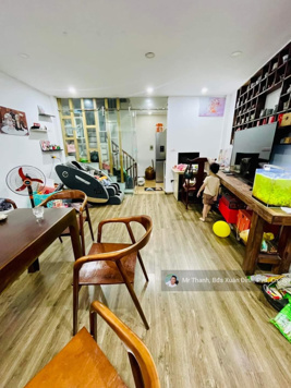 Nhanh mới kịp-Phạm Văn Đồng,ô tô tránh-sát mặt phố-kinh doanh - view cực thoáng 36m2x5tầng, 8.9 tỷ