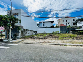 Đất mặt tiền Xuân Thiều 36, nằm giữa Mikazuki Nhật Bản và Phan Văn Định, đối diện Công Viên