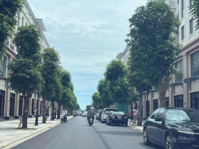 Sao Biển giáp công viên trung tâm và 10 toà chung cư Masterise, kế cận Vincomes và toà văn phòng