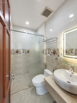 Cho thuê phòng đường Phạm Hùng nối dài có ban công giá chỉ 4tr5/th