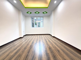 Bán nhà Khâm Thiên 27m 3,5 tầng giá 4.55 tỷ Đống Đa