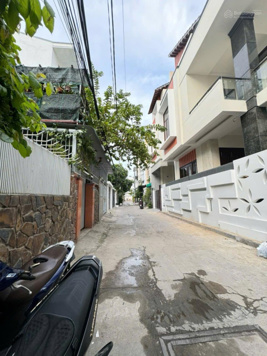 NHÀ HẺM OTO ĐƯỜNG CAO BÁ QUÁT - PHƯỜNG PHƯỚC TÂN - GẦN BIỂN NGANG TẬN HƠN 6M