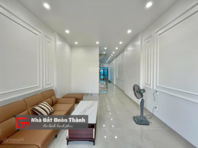 60m2 nhà xây mới độc lập thang máy tuyến 2 Lê Hồng Phong