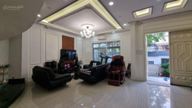 Cho thuê Biệt Thự Căn góc Cư Xá Lữ Gia, Đường số 2, P15, Q.11