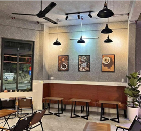 Ngộp Bank ! Nhà mặt tiền - Sát Nguyễn Văn Thoại - Ra biển Mỹ Khê 1 phút đi xe. - Diện tích : 78m