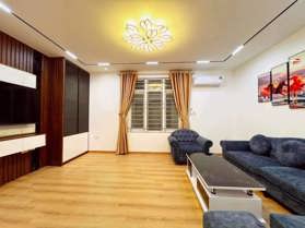 Bán nhà Cầu Giấy không thể rẻ hơn Diện tích:31m Thiết kế: 6 tầng Cách ô tô 50m Sau toà nhà FLC