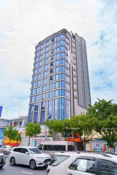 Ngộp Bank bán gấp nhà MT Trường Chinh 10x25m Hầm 8 tầng 42 tỷ DT sàn 1450m2 HĐT 250tr/th