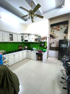 Hẻm xe hơi 1 sẹc Huỳnh Văn Nghệ Gò Vấp 60m2 x 5 tầng chỉ 6 tỉ hơn